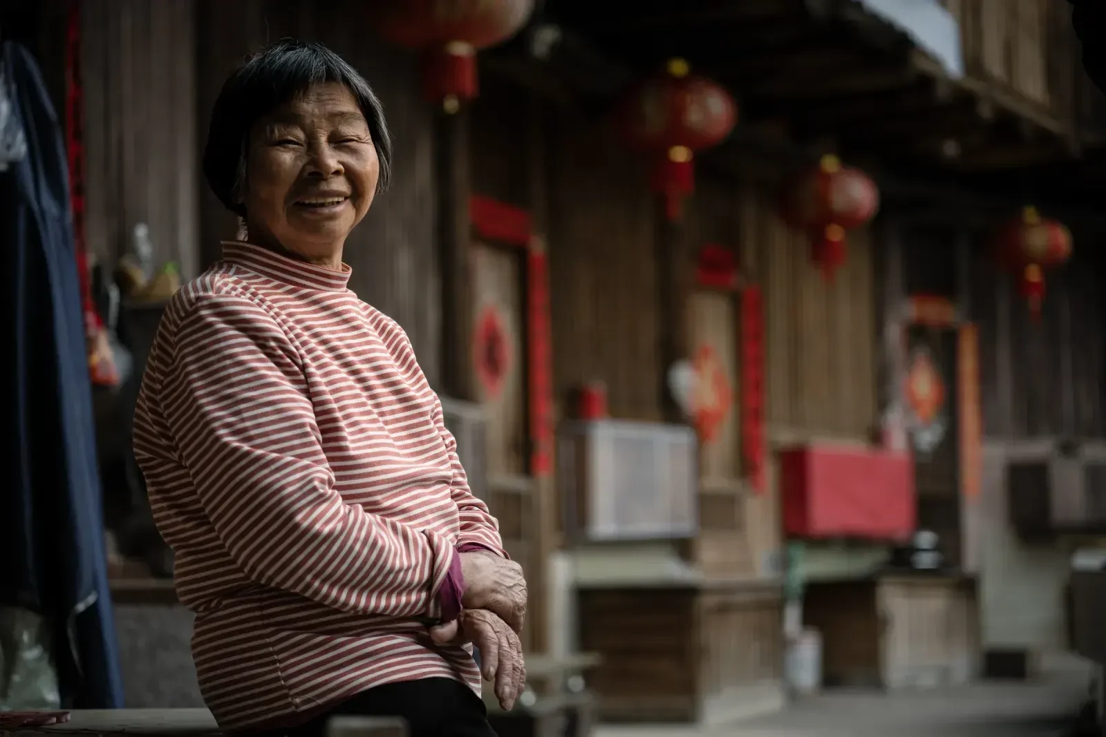 Lady from the Tulou