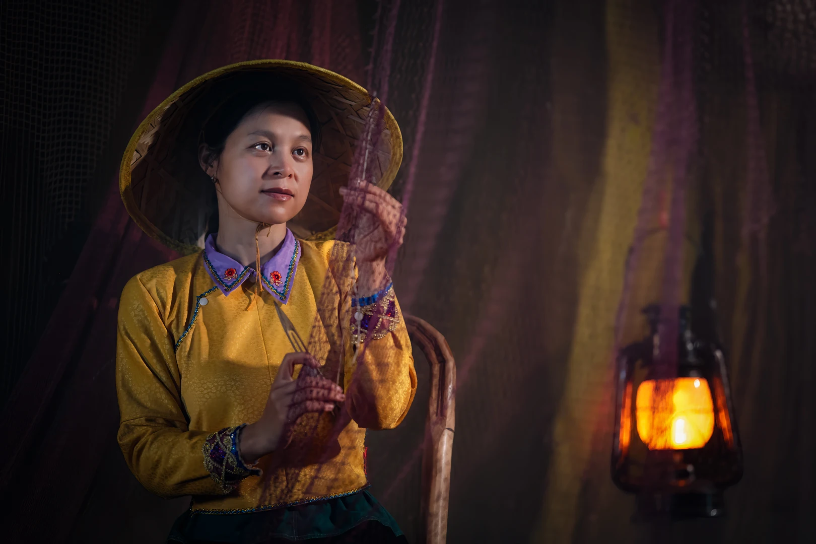 Chinese Girl Netsewing
